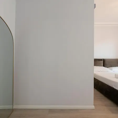 I-host - San Gottardo 15 Apartment