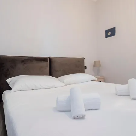 I-host - San Gottardo 15 Apartment *